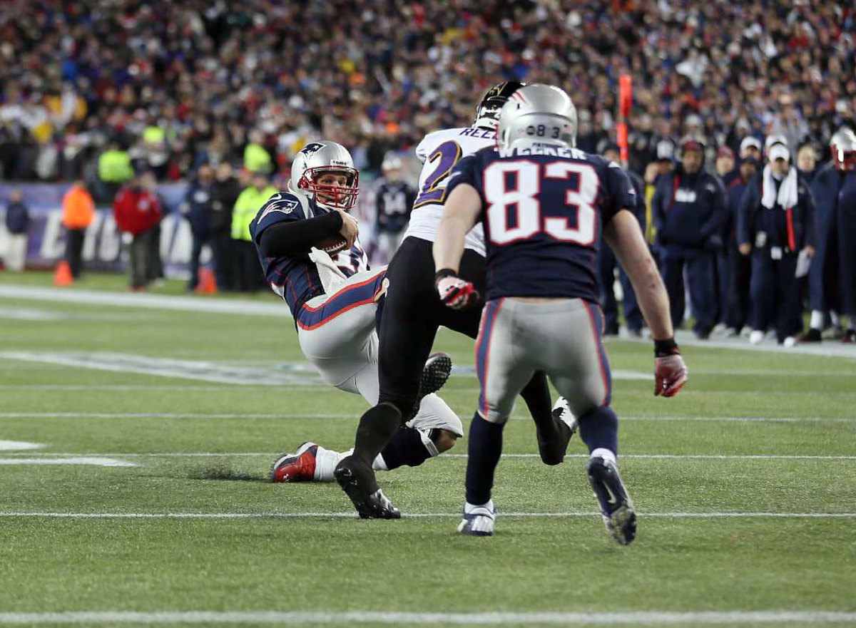 tom-brady-slide-ed-reed-op4e-25625-mid.jpg
